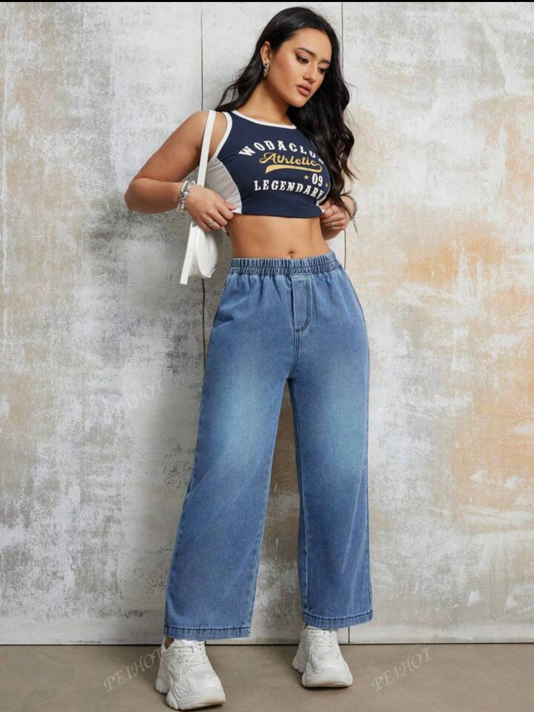 Women's Casual Loose Elastic Waist Straight Leg Jeans