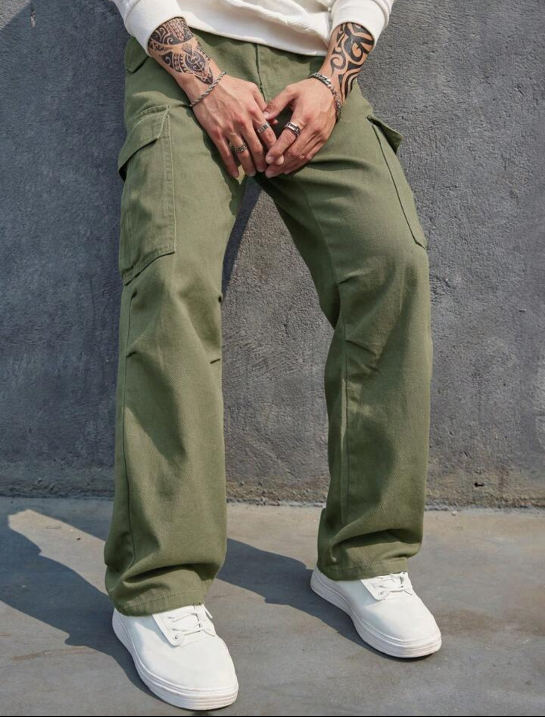 Cotton Cargo Jeans With Flap Pockets And Side Pockets