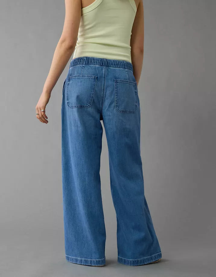 Ultra Wide-Leg Pull-On Jean