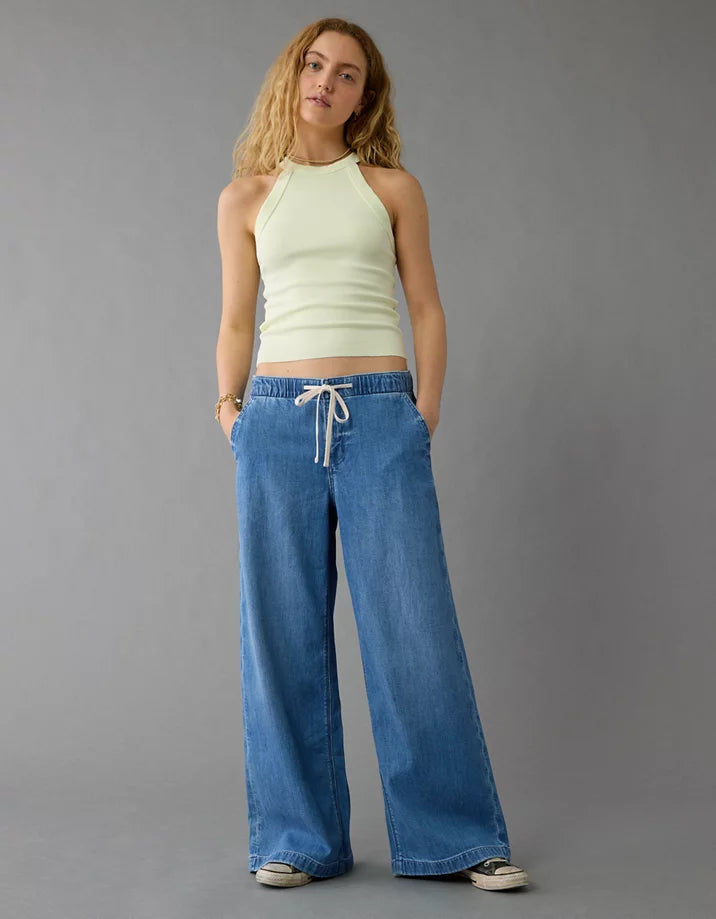Ultra Wide-Leg Pull-On Jean